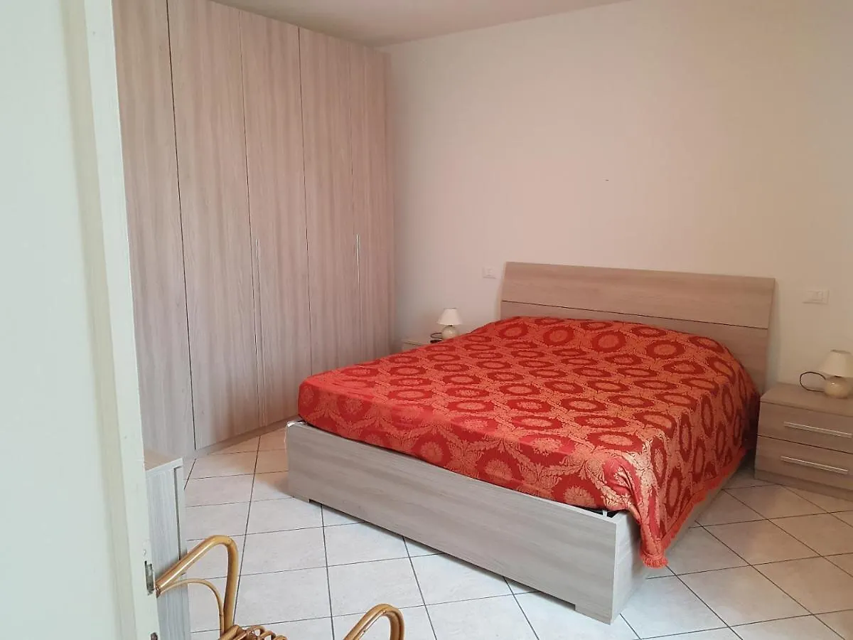 Apartment Ferienwohnung Il Cortiletto Gargnano